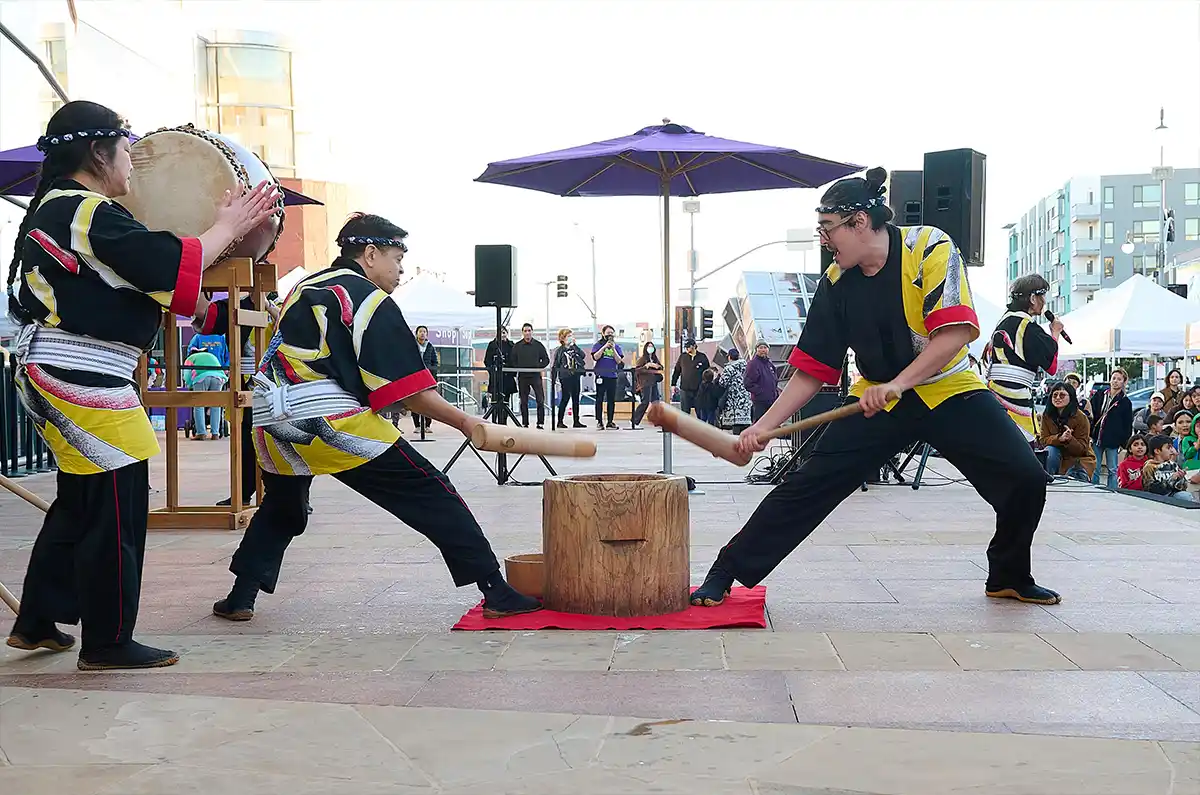 Little Tokyo Oshogatsu celebration in Los Angeles with cultural performances