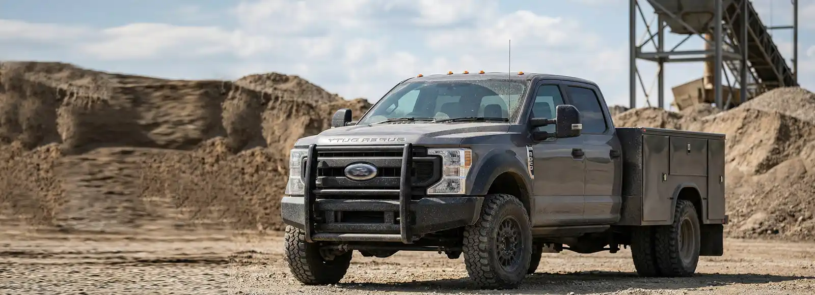 Ford Super Duty F-550 heavy-duty truck — hero banner image